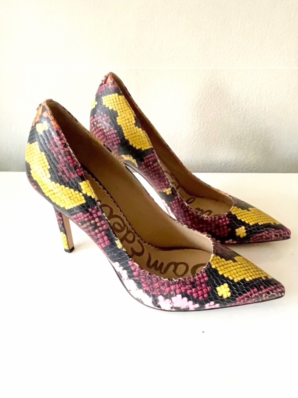 SAM EDELMAN faux snake skin high heels size 7